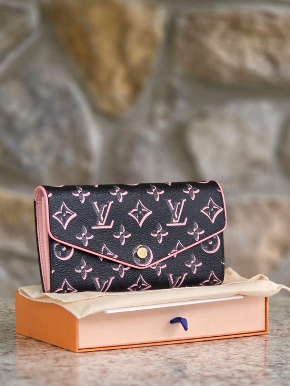 Louis Vuitton Sarah "Fall For You" Wallet